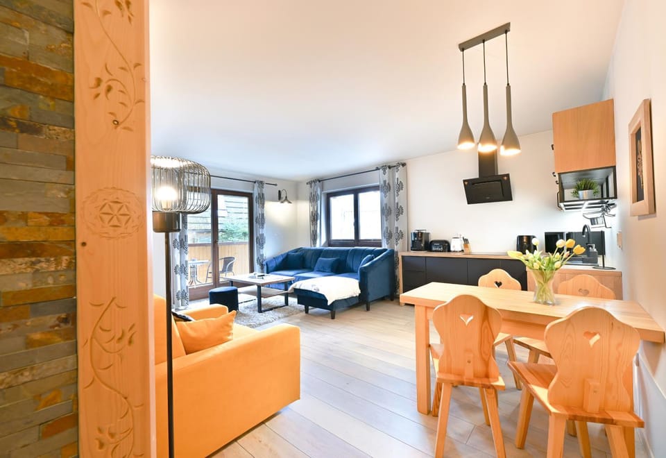 Bed, TV and multimedia, Kitchen or kitchenette, Living room, Photo of the whole room, pet friendly