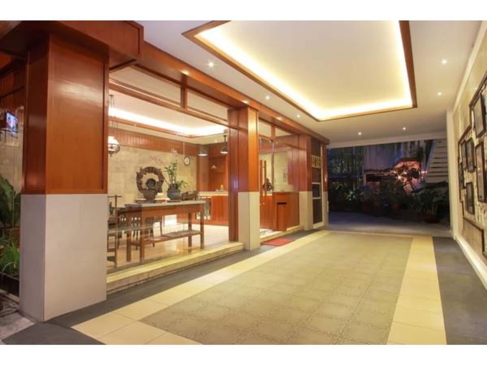 Facade/entrance, Lobby or reception