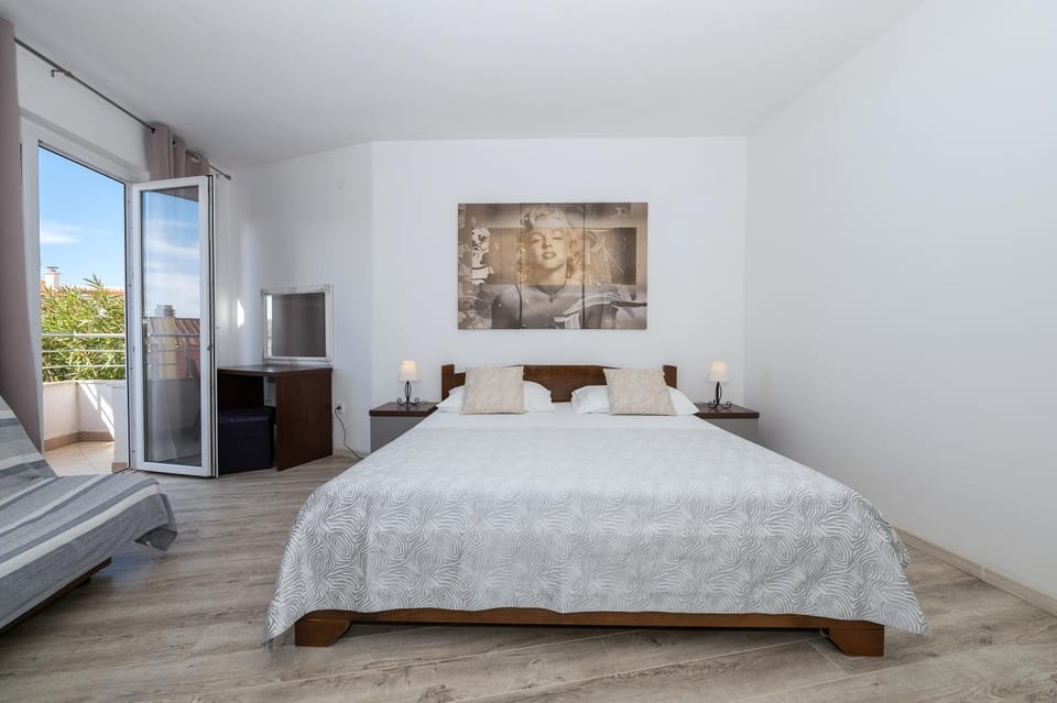 Bilin san Apartment in Baška Voda