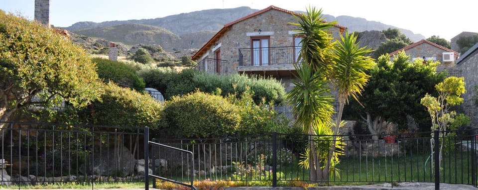 Property building, Garden