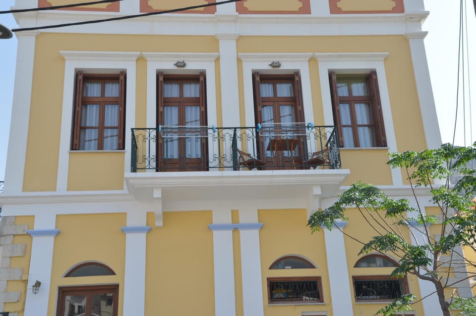 Property building, Balcony/Terrace