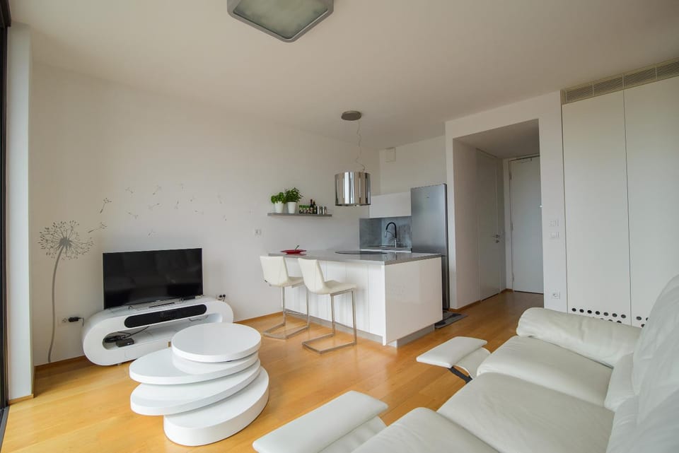 Property building, Living room, Photo of the whole room