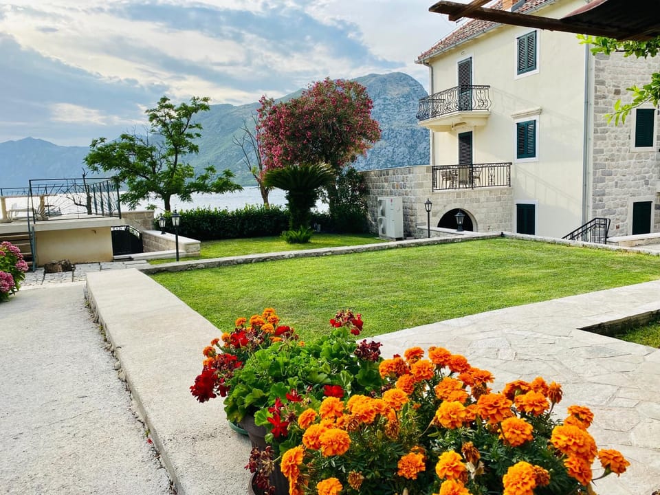 Property building, Garden