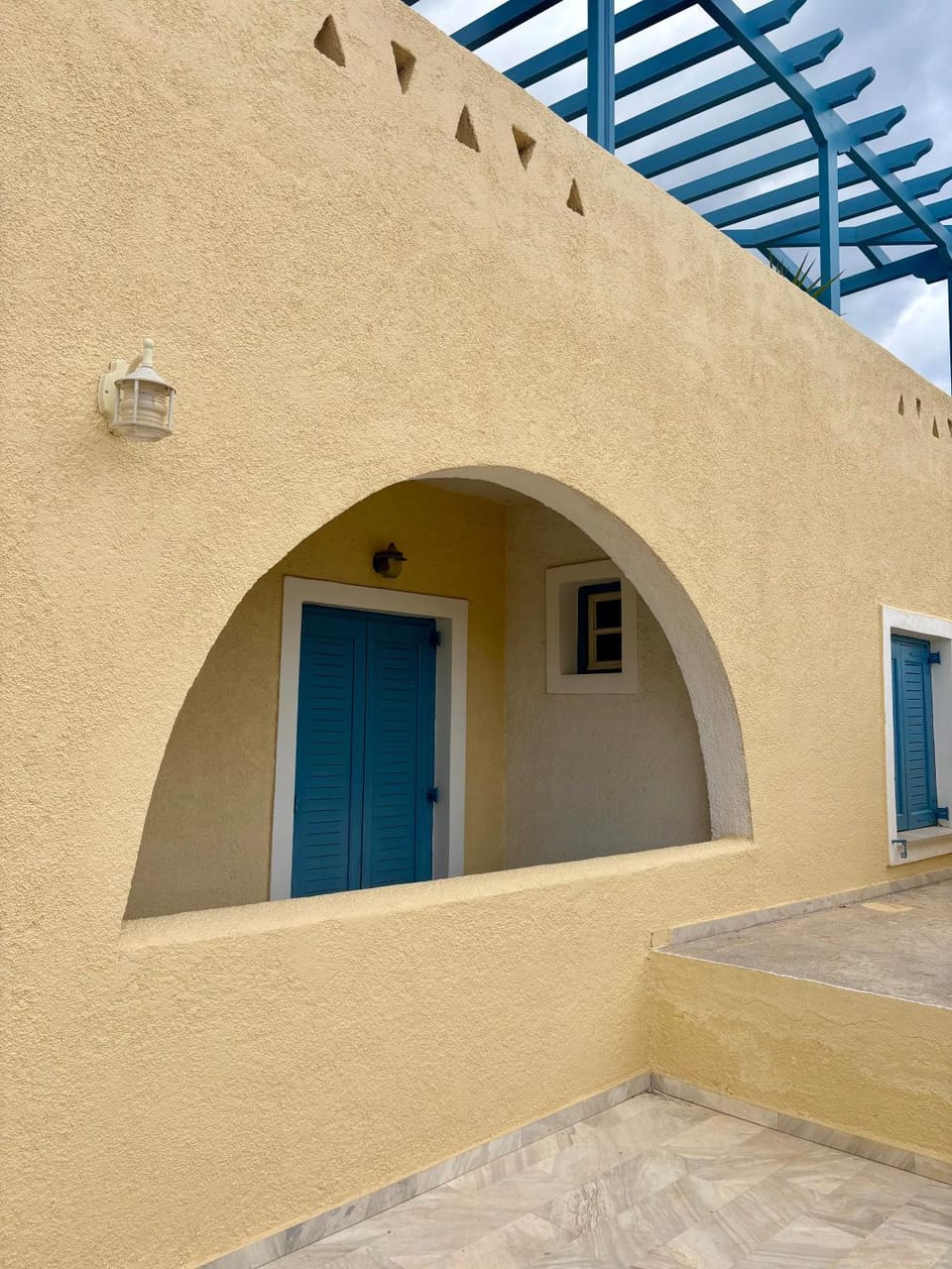 Sylvia Studios Apartment in Islands