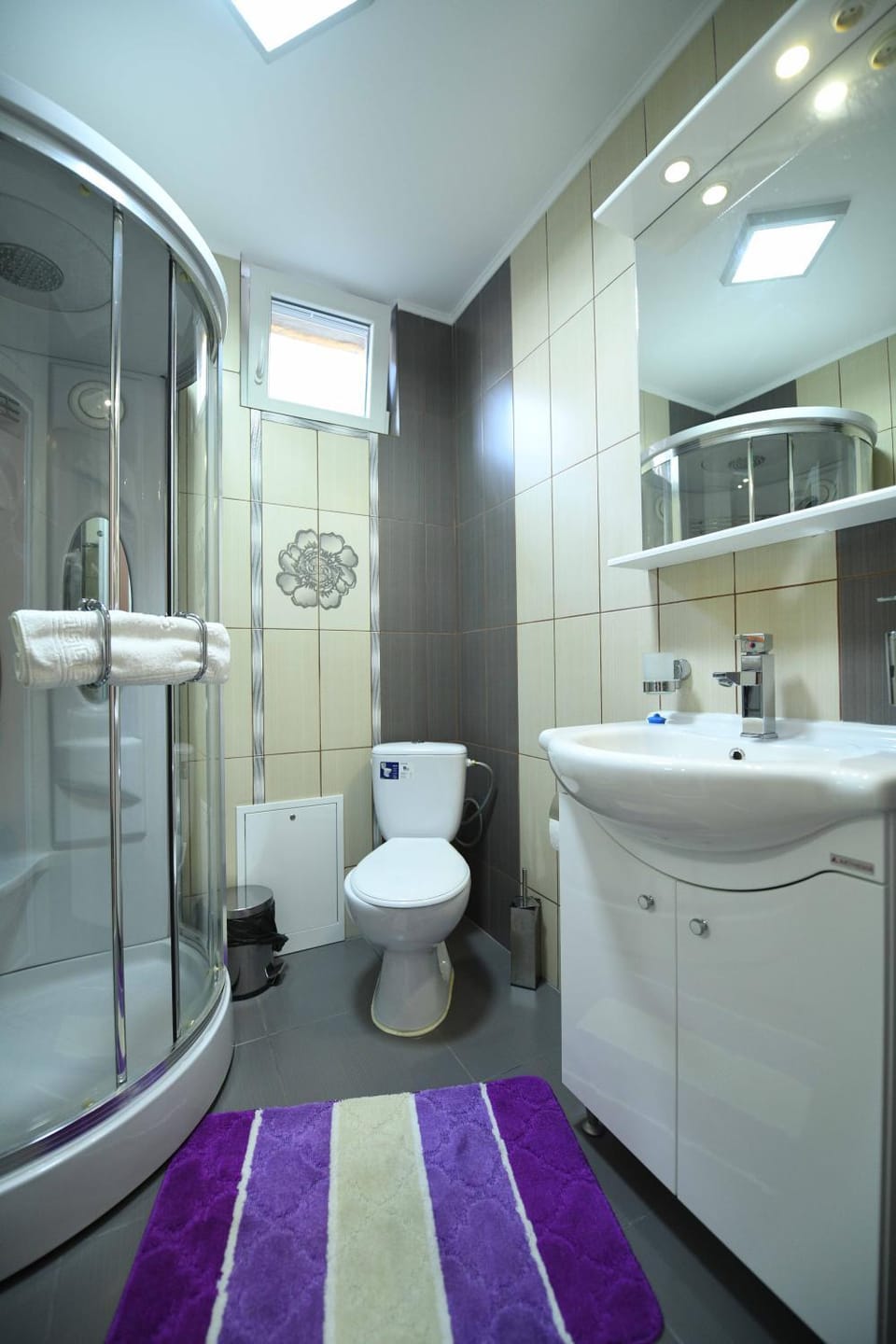 Pensiunea Trident Bed and Breakfast in Serbia
