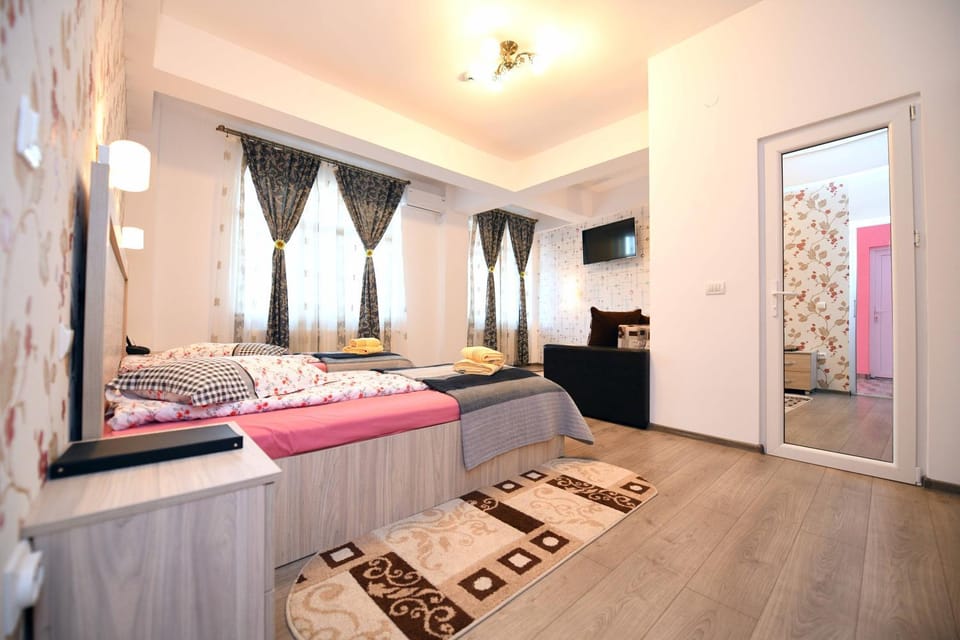 Pensiunea Trident Bed and Breakfast in Serbia
