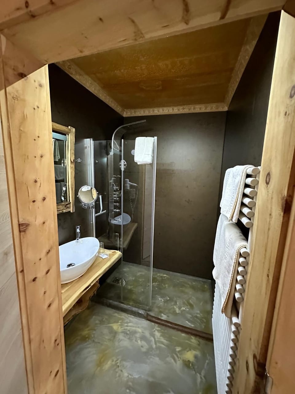 Gasthof zum Löwen Hotel in Tyrol