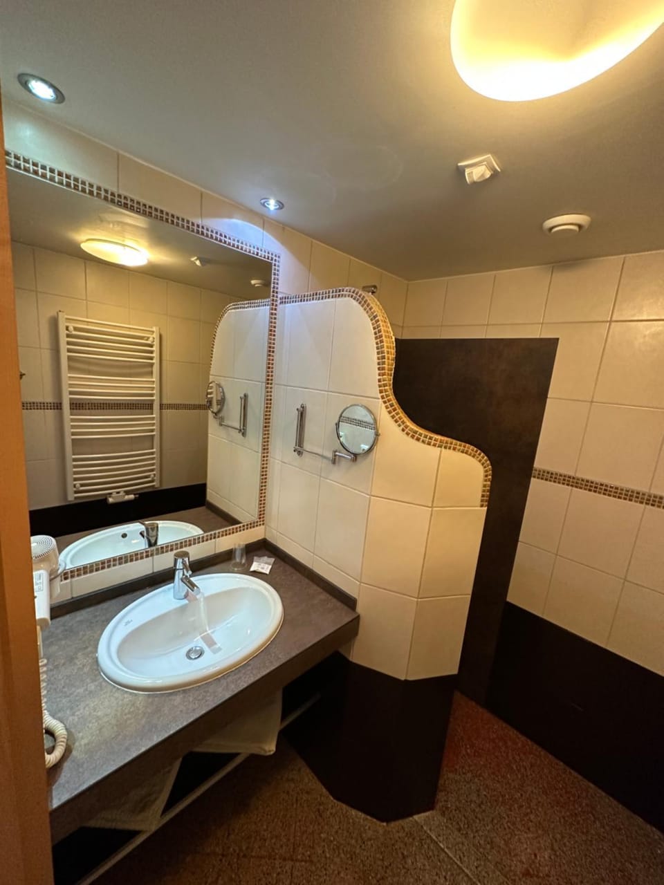 Gasthof zum Löwen Hotel in Tyrol
