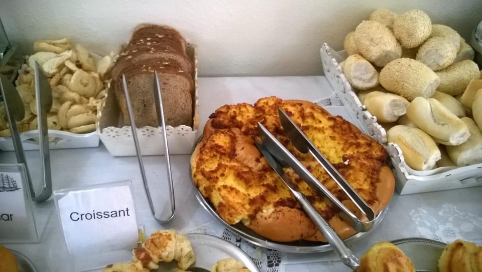 Breakfast, Buffet breakfast