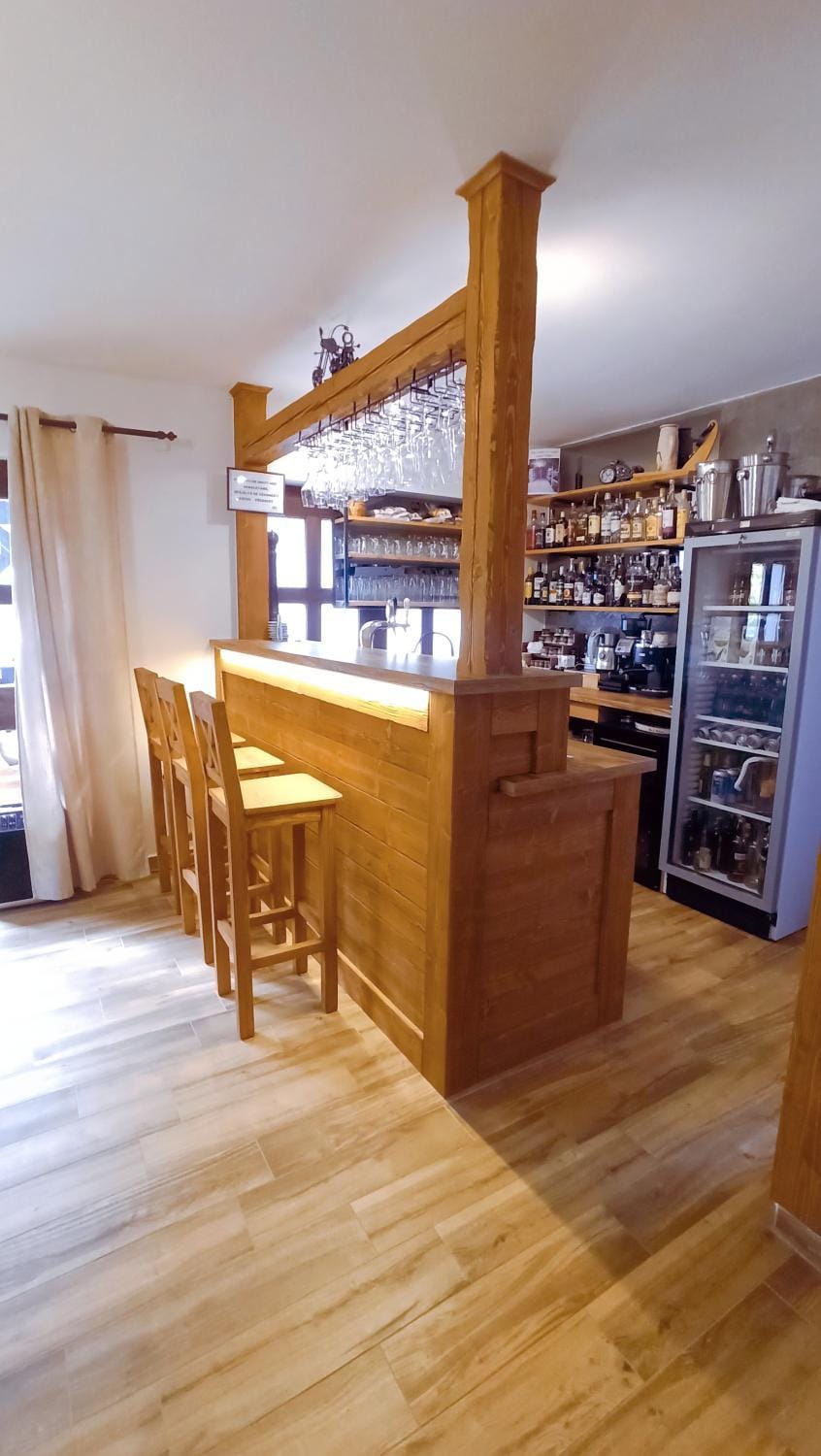 Lounge or bar