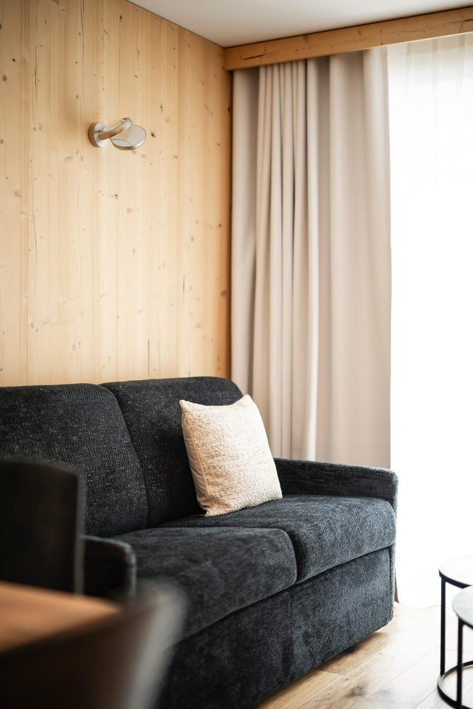 Living room, Decorative detail, Seating area