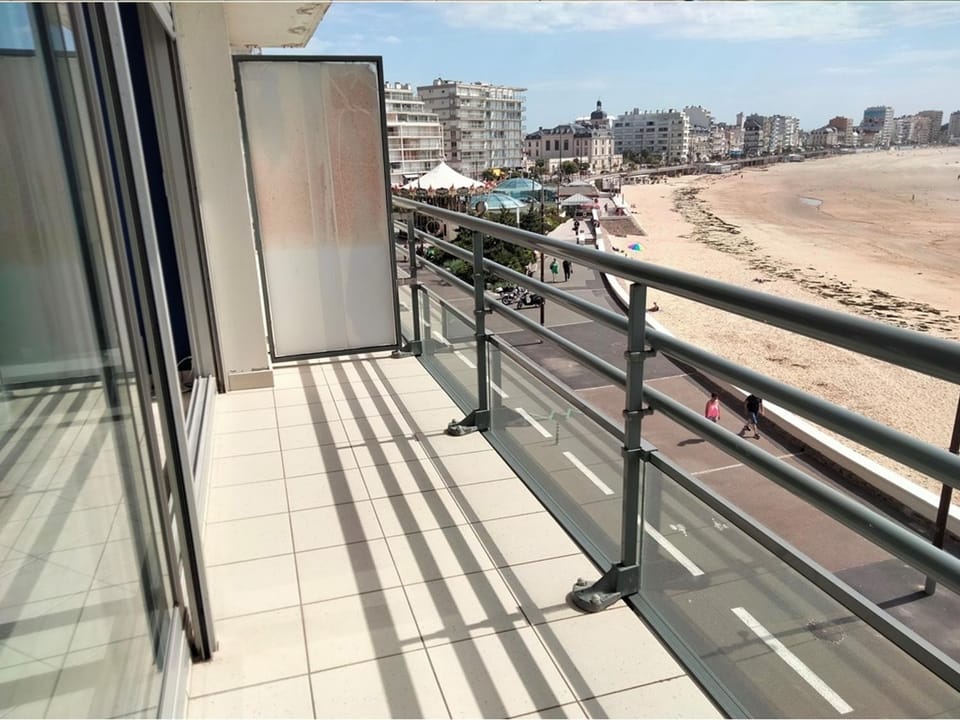Appartement T3 pour 6 pers, vue mer, Les Sables d'Olonne, WiFi - FR-1-331-23 Apartment in Les Sables-d'Olonne