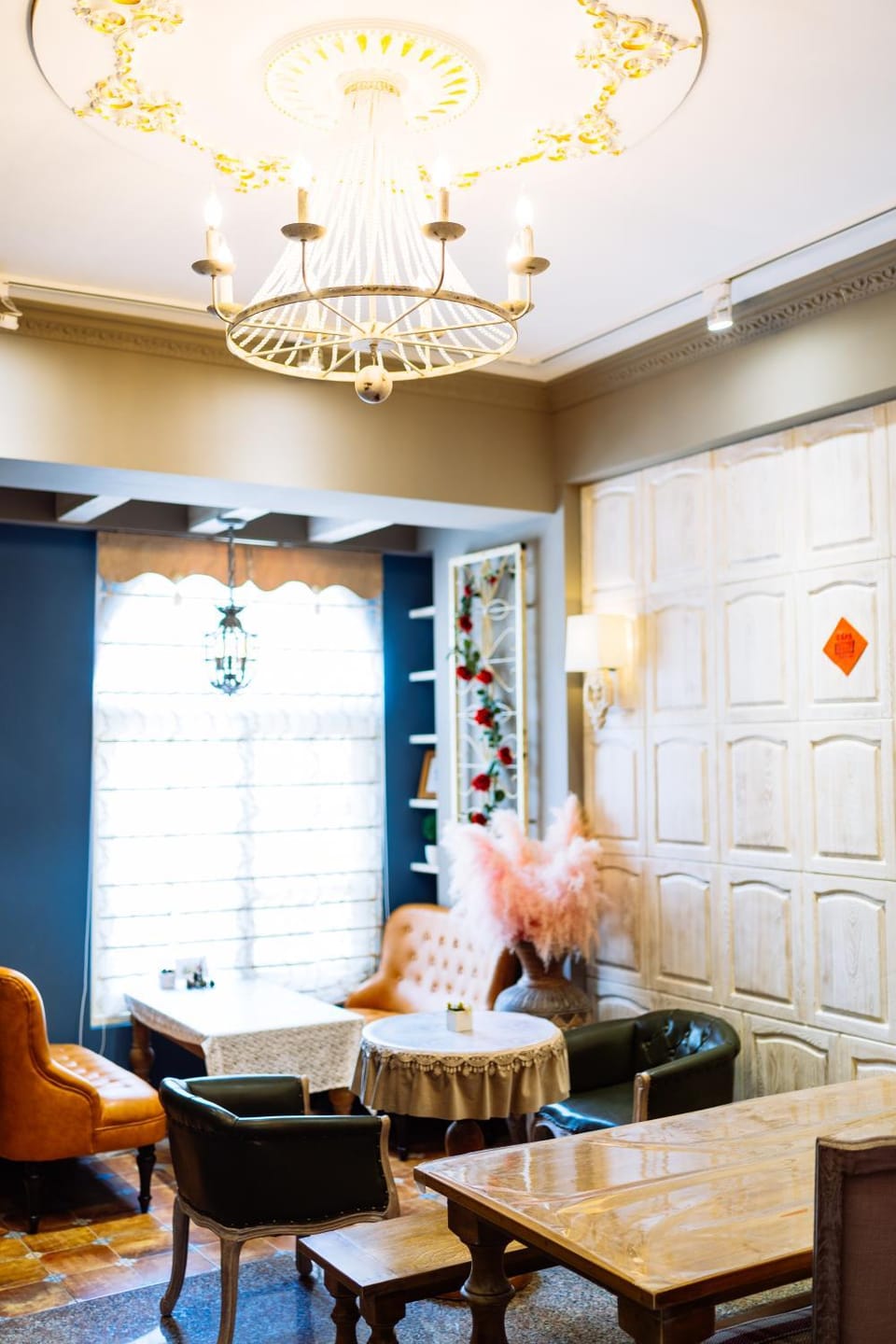 Lounge or bar, Decorative detail