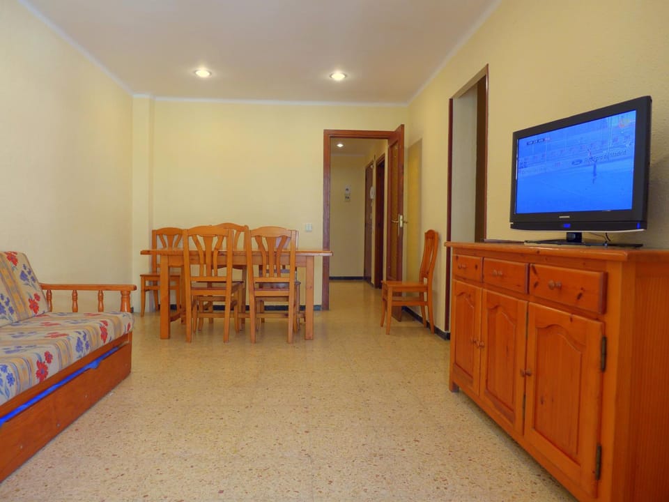 Communal lounge/ TV room, TV and multimedia