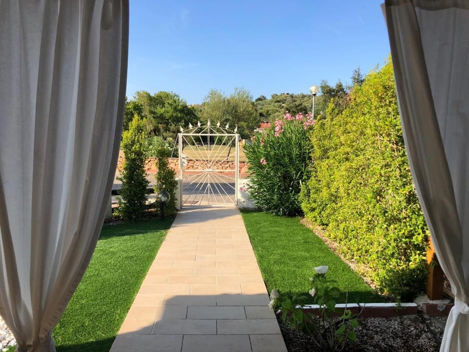 Garden, Garden view