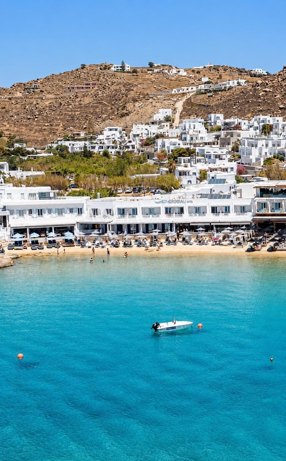 Property building, Natural landscape, Bird's eye view, Beach, Sea view