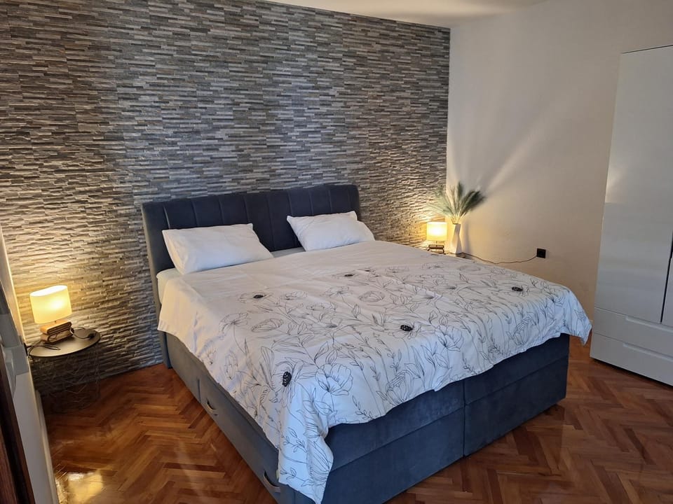 Apartment Little princess Dora Apartment in Lika-Senj County