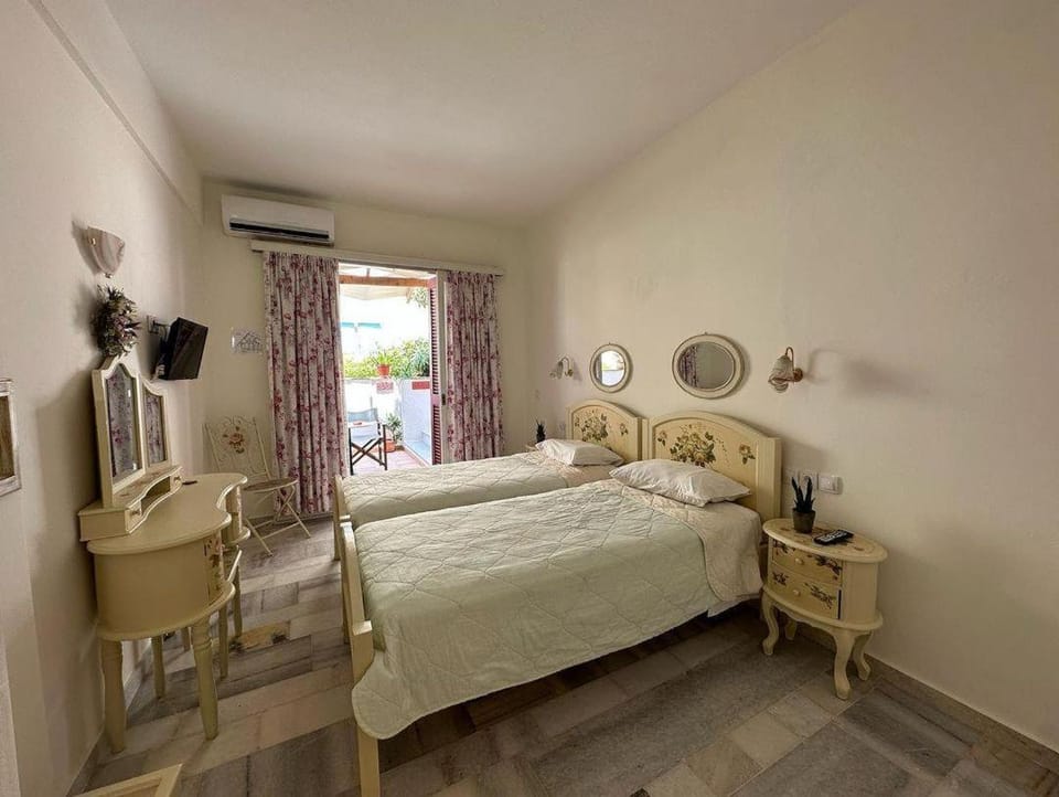 Naxos Philoxenia Bed and Breakfast in Naxos