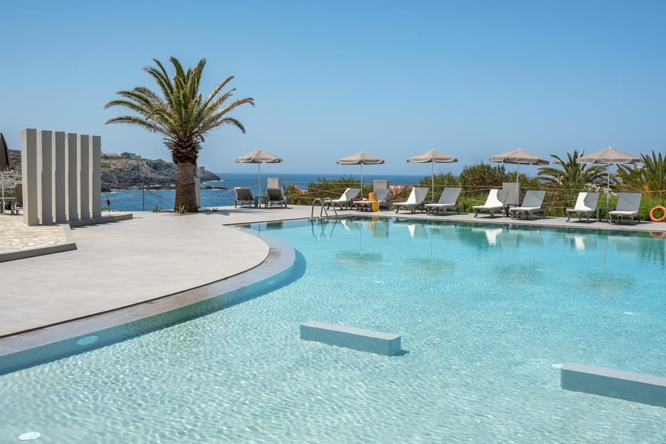 Day, Sea view, Swimming pool