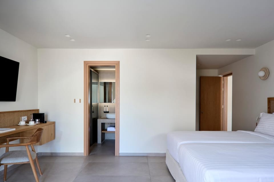 Naxos Resort Hotel in Naxos