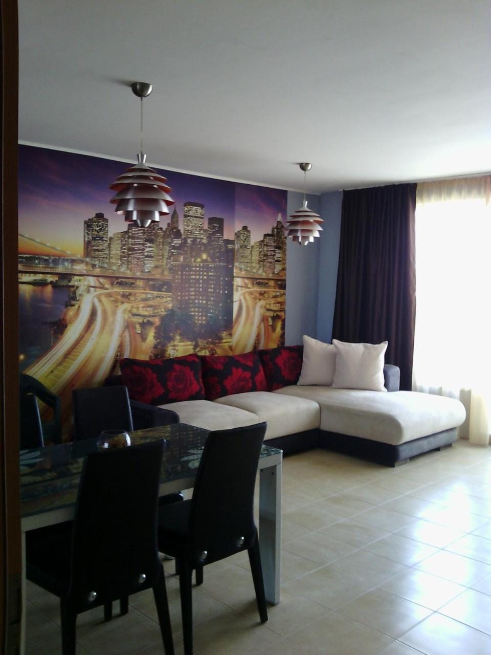 Living room, Decorative detail, Seating area, Dining area, internet