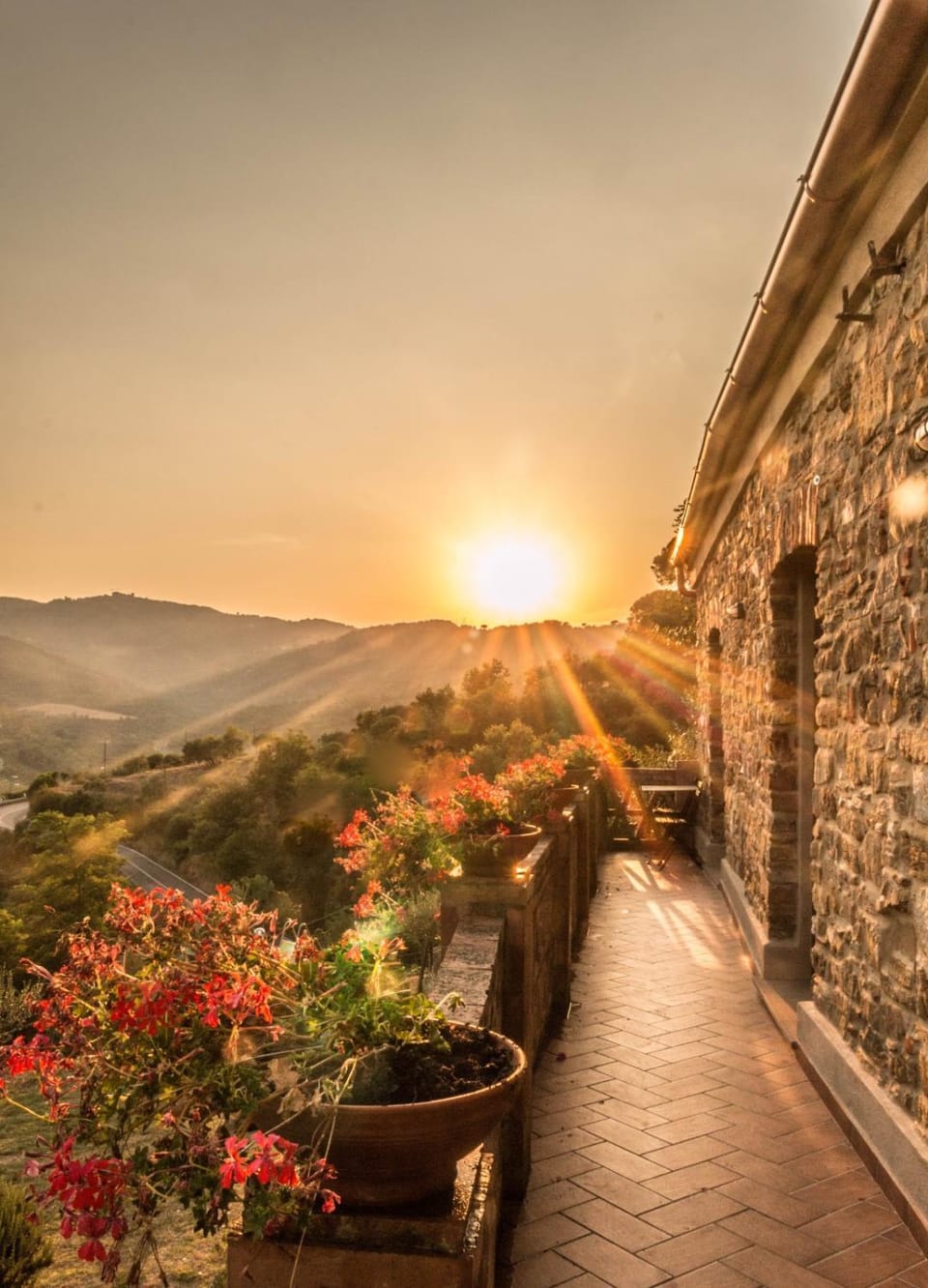 Balcony/Terrace, Mountain view, Sunset