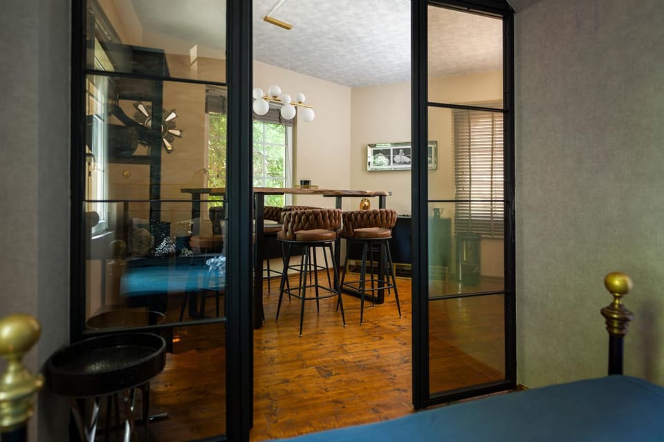 Dining area, Bedroom