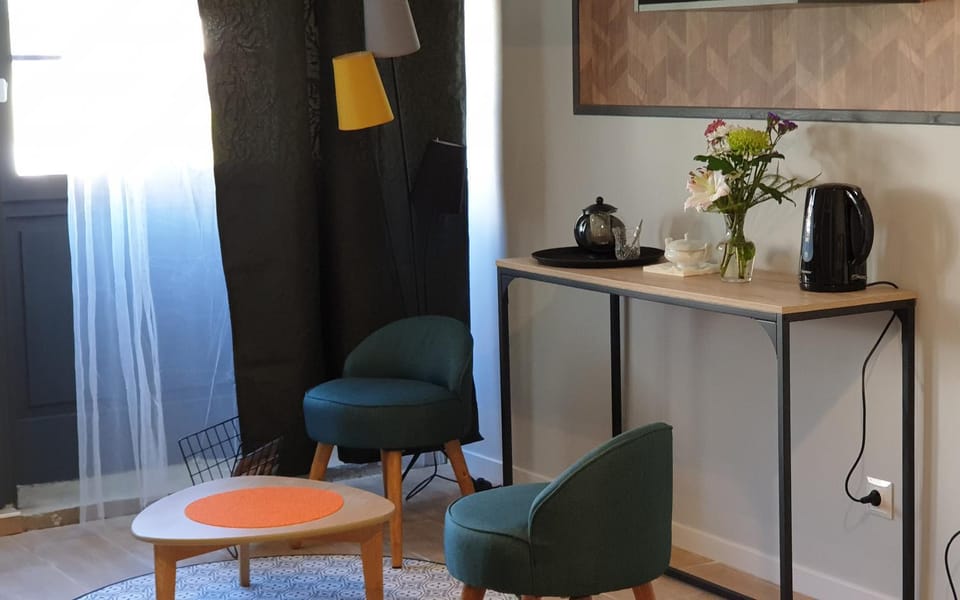 Living room, Bedroom