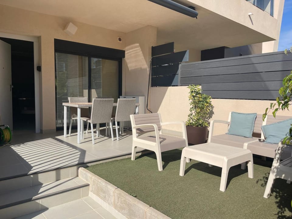 Patio, Balcony/Terrace