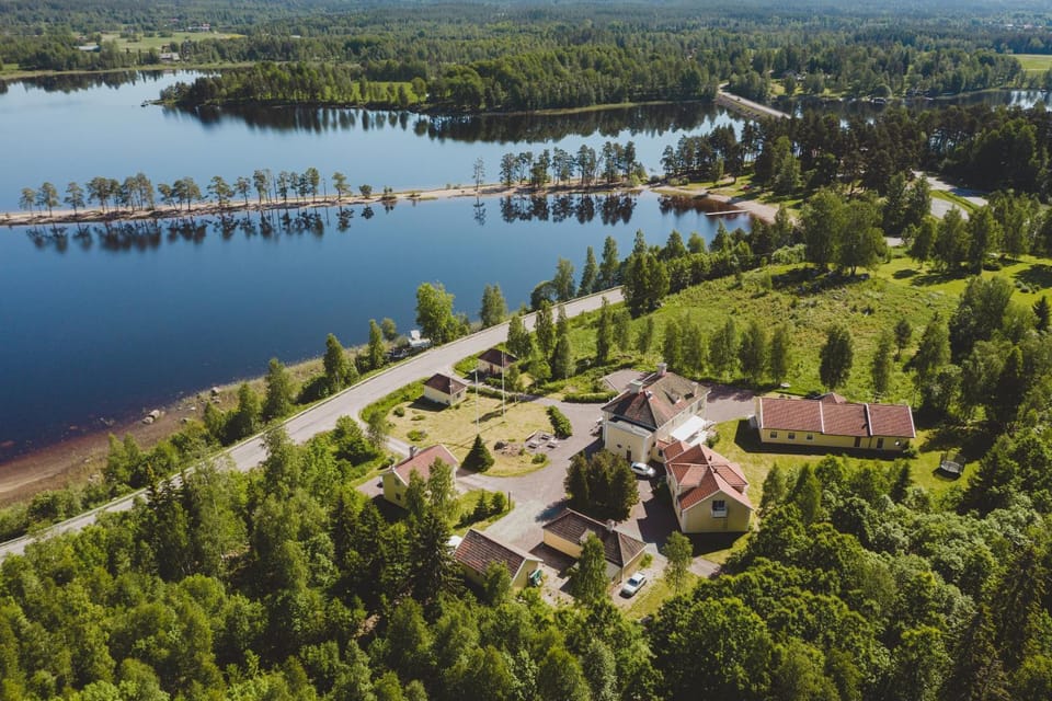 Neighbourhood, Natural landscape, Bird's eye view, Lake view