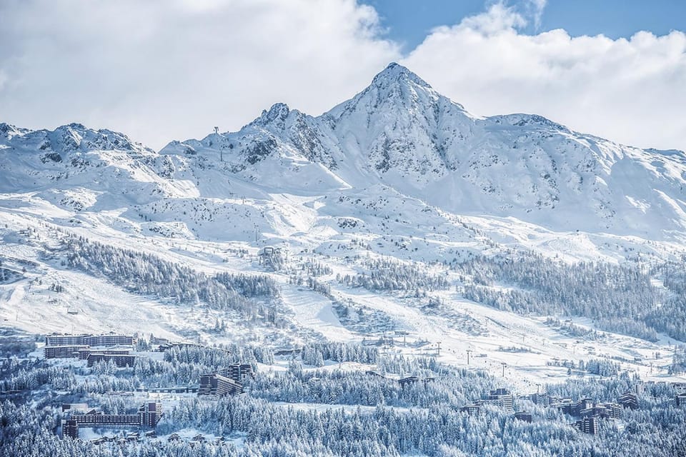 Skiing