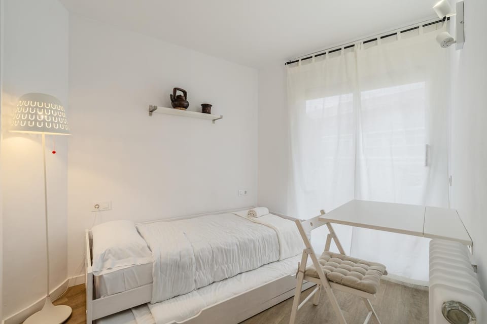 Apartamento con dos grandes terrazas en Girona Apartment in Girona