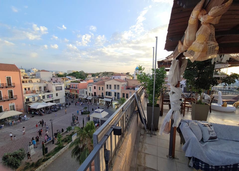 Neighbourhood, Bird's eye view, View (from property/room), Balcony/Terrace, City view, Location