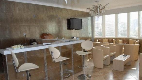 Communal lounge/ TV room, Lobby or reception
