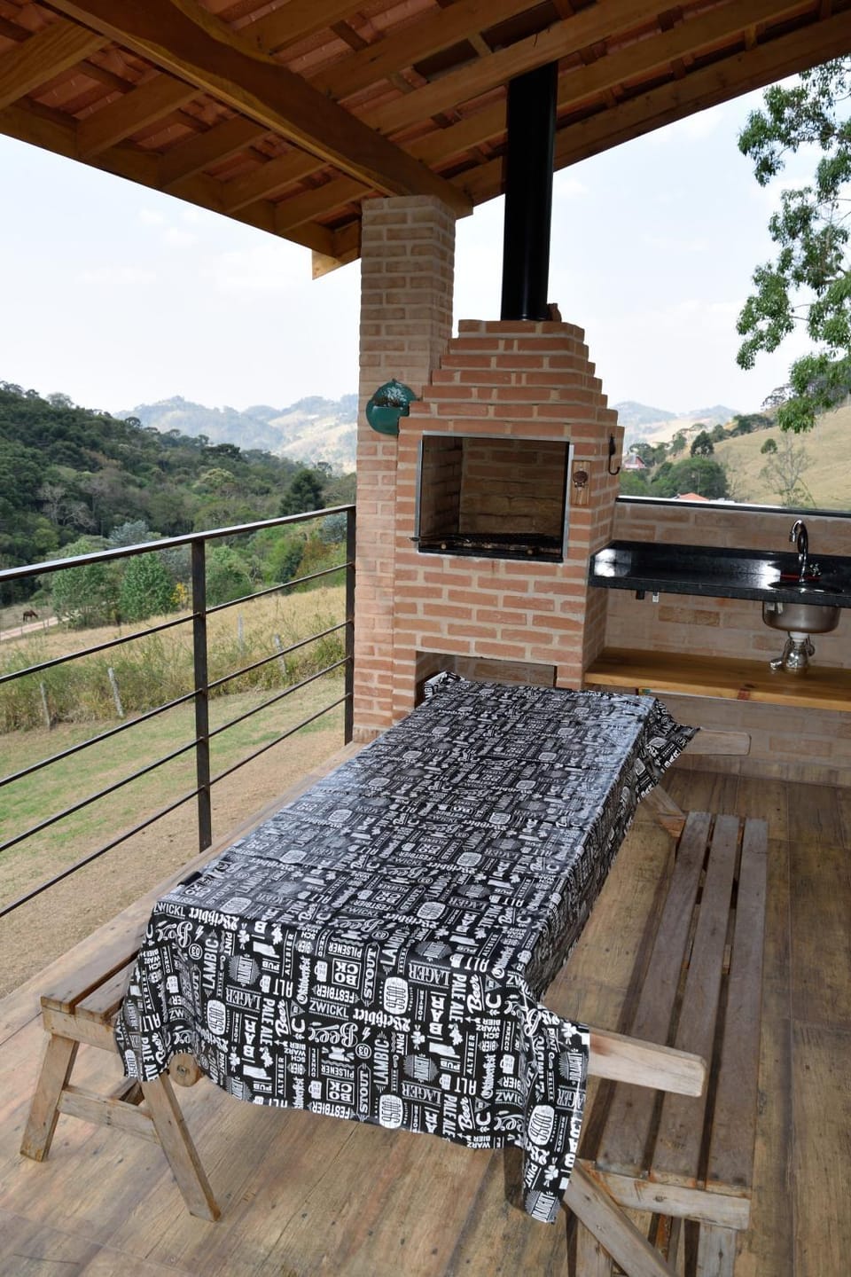 Patio, Natural landscape, BBQ facilities, View (from property/room), Balcony/Terrace