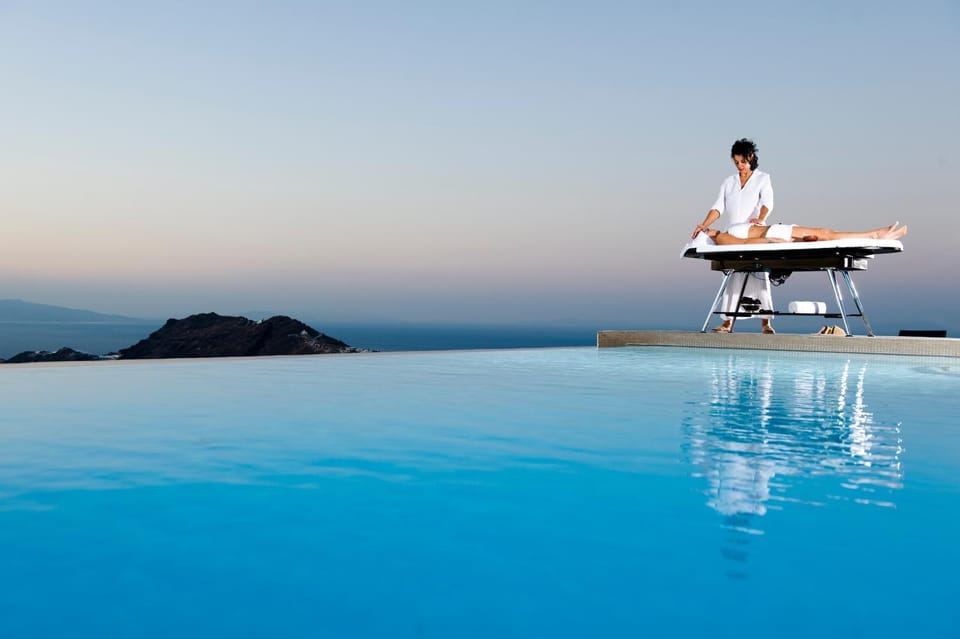 Massage, Swimming pool