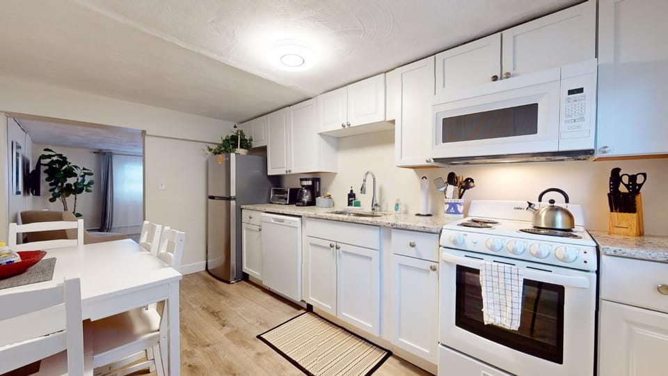 Boston vacation,Longwood Medical,mins to MBTA,pkg Apartment in Jamaica Plain