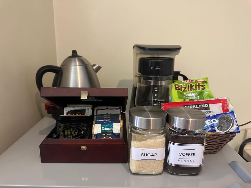Coffee/tea facilities