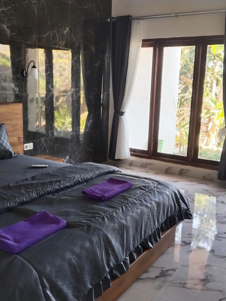Relaxing Homestay & Hostel Bed and Breakfast in Pujut