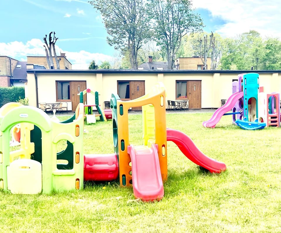 Day, Children play ground