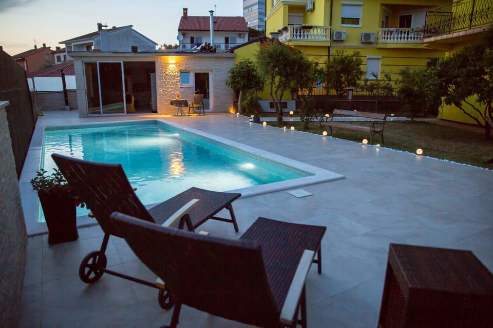 Pool view, Swimming pool, Sunset