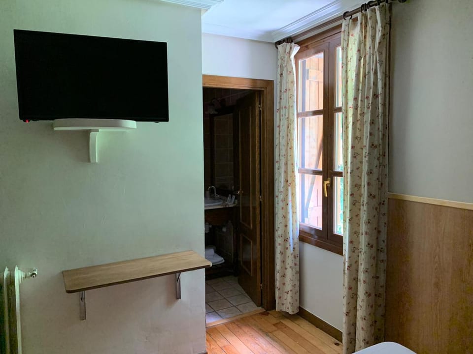 Hotel Charle Hotel in Aragon