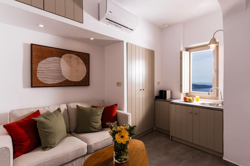 Mardanza Krokos Suites Apartment hotel in Imerovigli