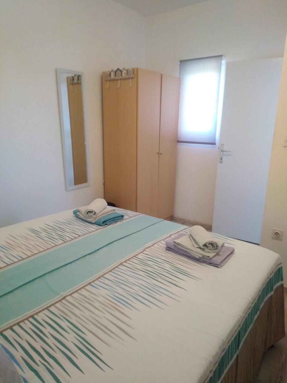 Bed, Bedroom, furniture, towels, wardrobe