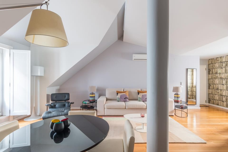 FLH Baixa-Chiado Library Loft Apartment in Lisbon
