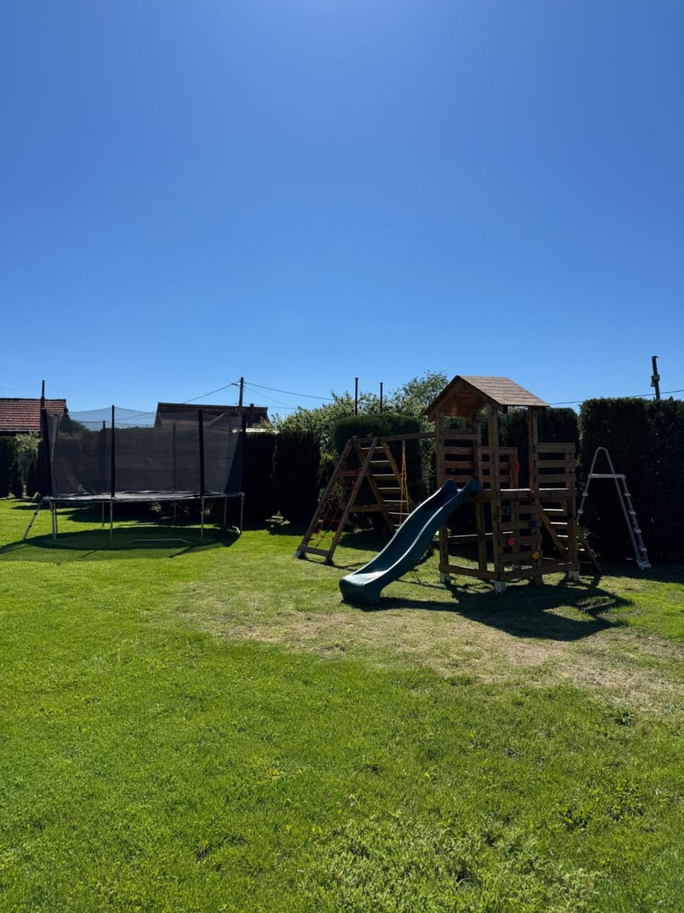Pensiunea XINELA Bed and Breakfast in Romania
