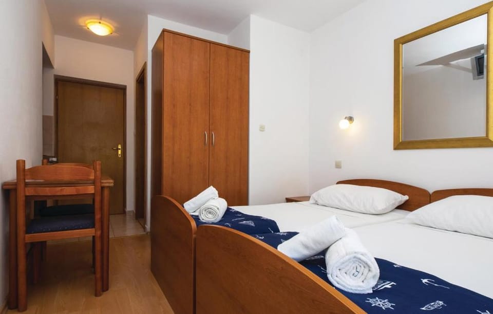 Sunrise Studio Apartments 3 Apartment in Put Lokve