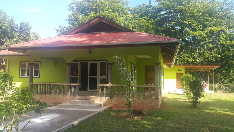 Property building, Day