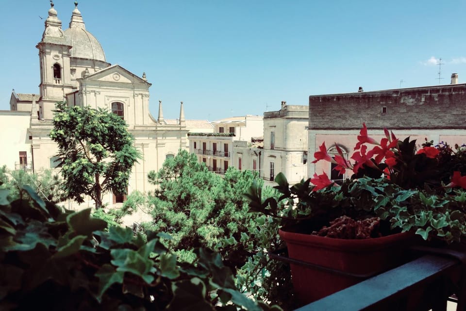 Property building, Landmark view