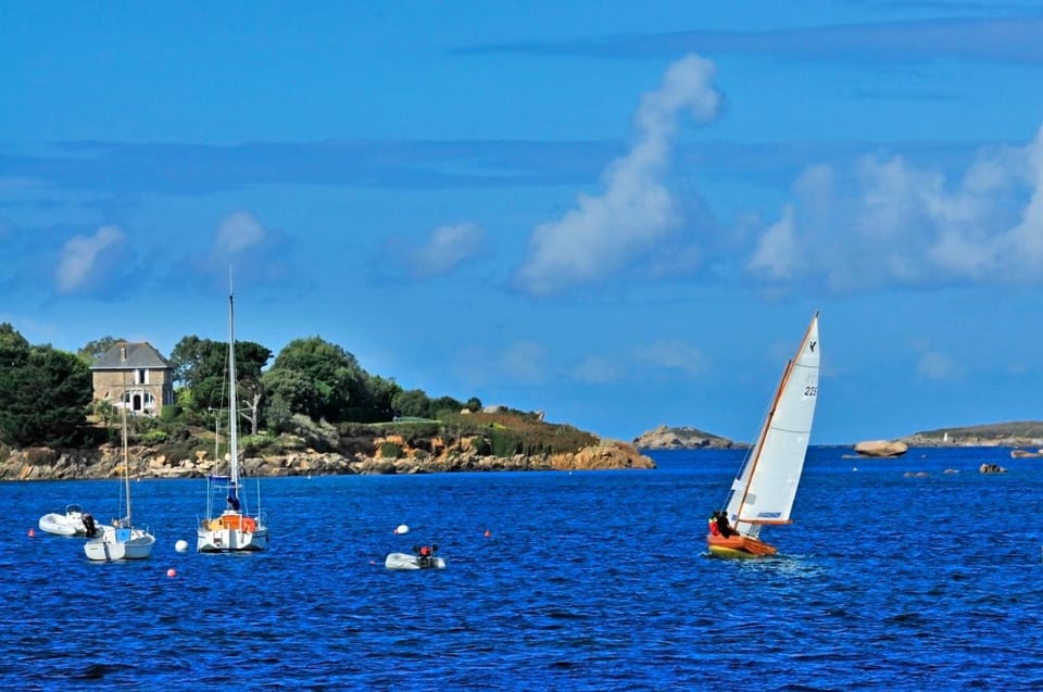 Nearby landmark, Natural landscape, Beach